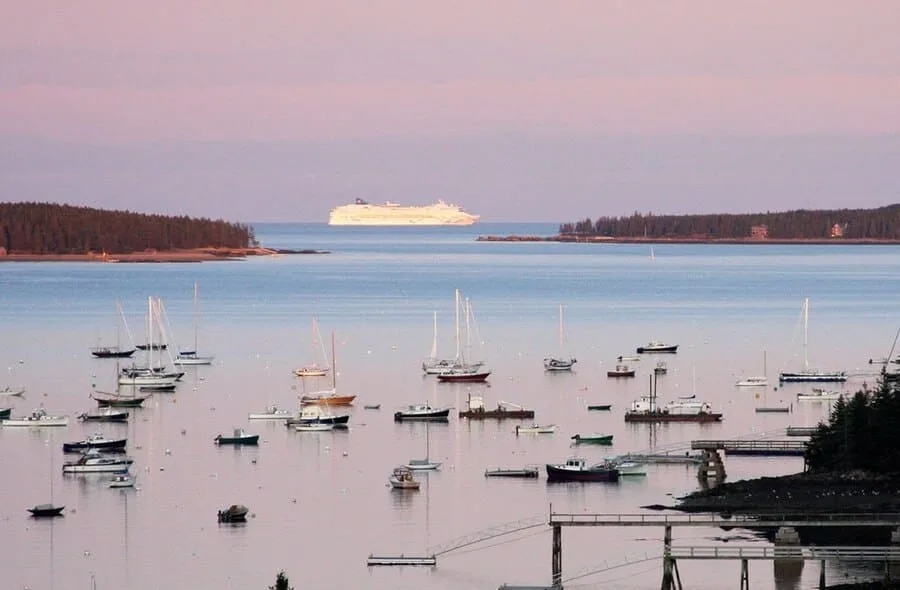 20 Coolest Small Towns in America: Discover the Best Getaways 11 Bar Harbor, Maine