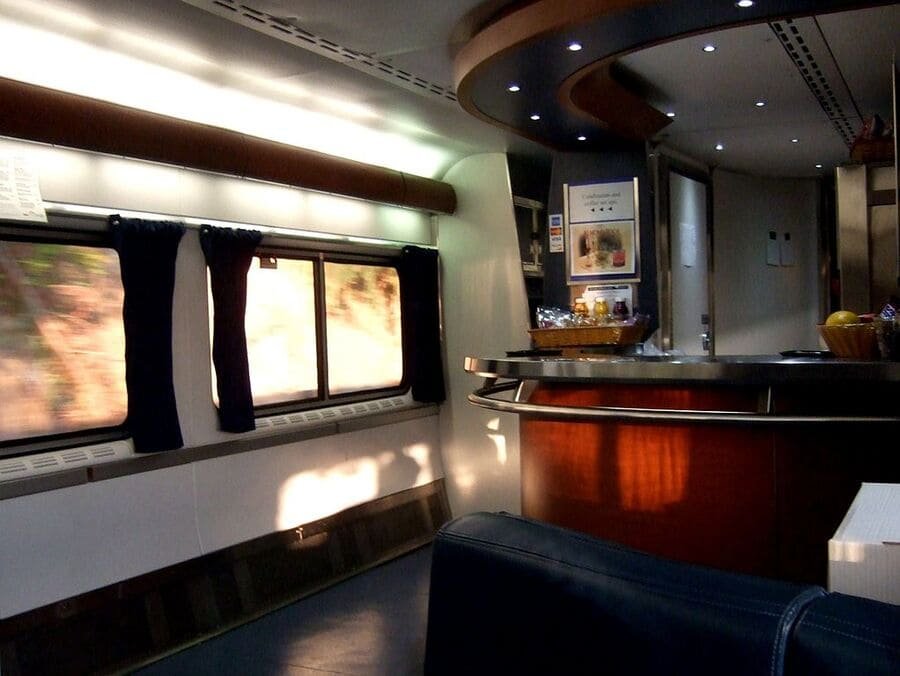 Amtrak Cascades - Explore The Pacific Northwest's Stunning Landscapes By Train 2 Cascades Snack Bar